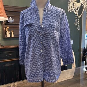 Chico's blue and white three-quarter Button-Up tunic shirt